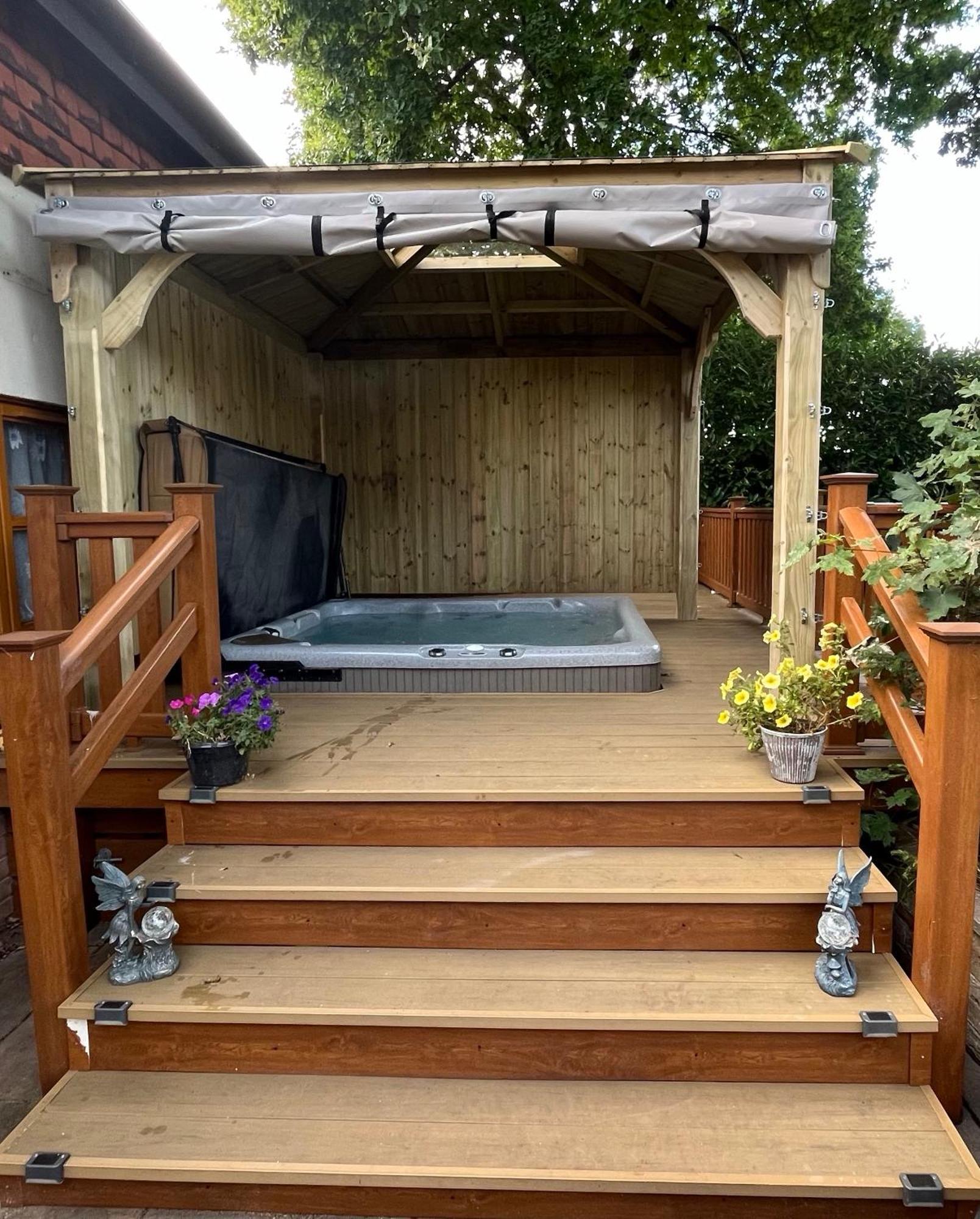 Sharons Retreat Your Own Private Lounge Bedroom Bathroom And The Use Of A Hot Tub I Also Live Here Apartment Prestatyn
